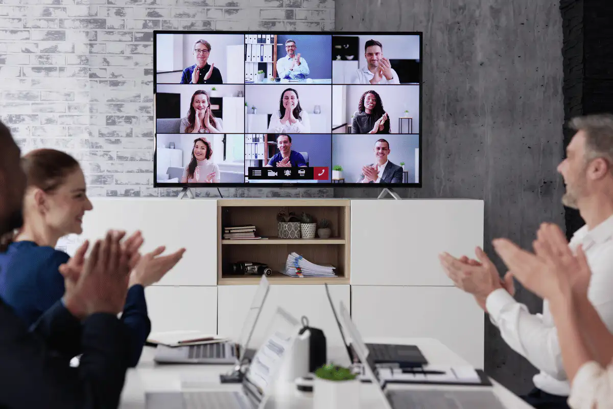 Créditos ICO: reunión online con asesor financiero de VMR Financial.